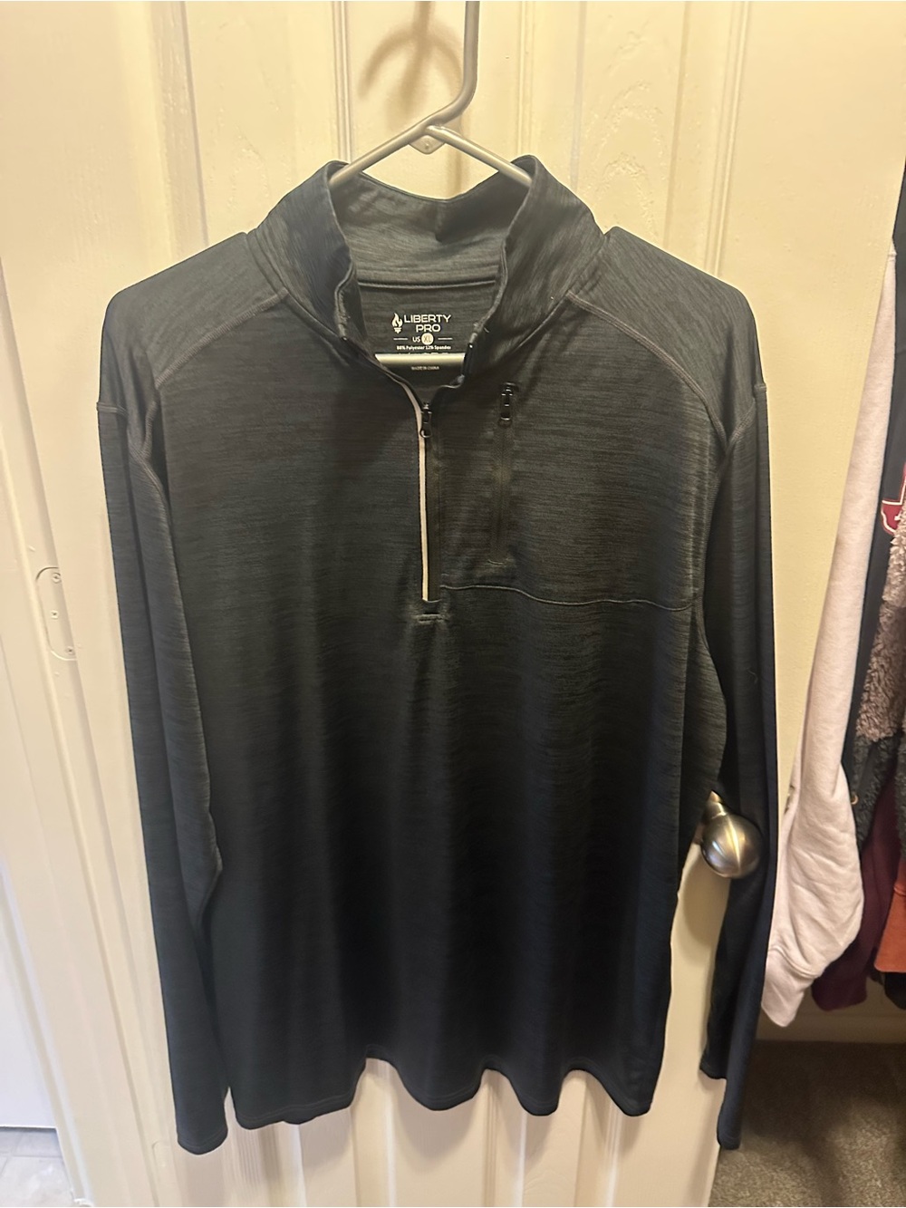 liberty Men's Black Heathered Quarter-Zip Performance Jacket